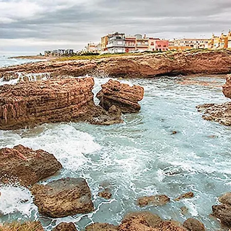 Amplia Casa Independiente Cerca Del Mar