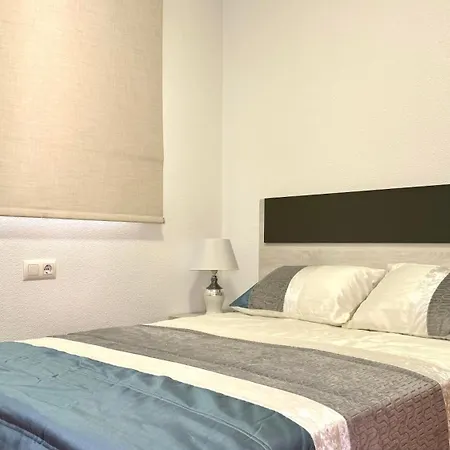 Casa de Férias Amplia Casa Independiente Cerca Del Mar Torrevieja